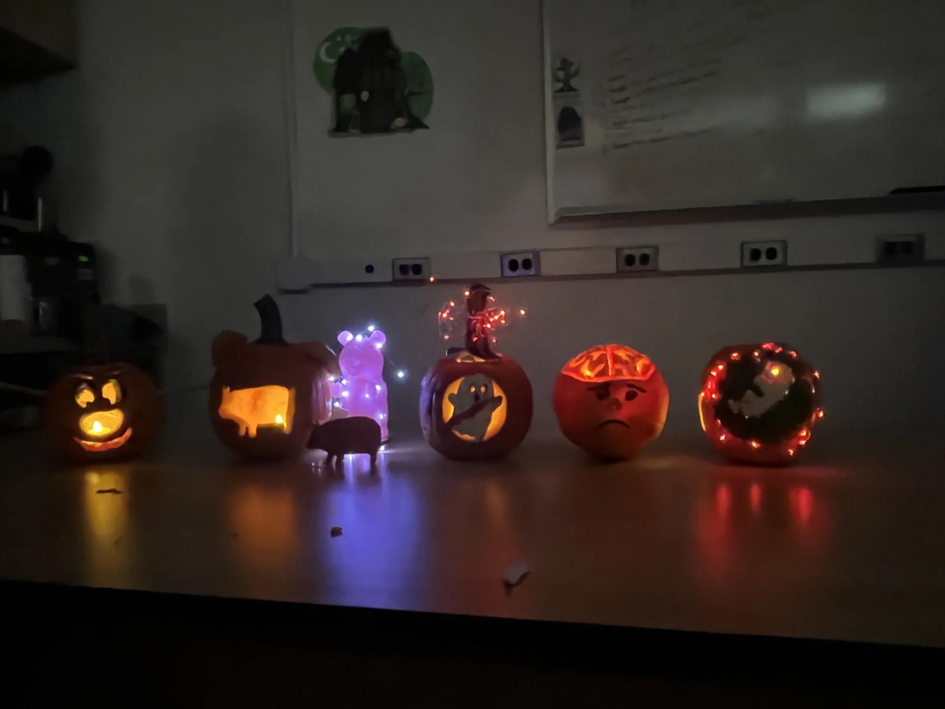 5 pumpkin carvings