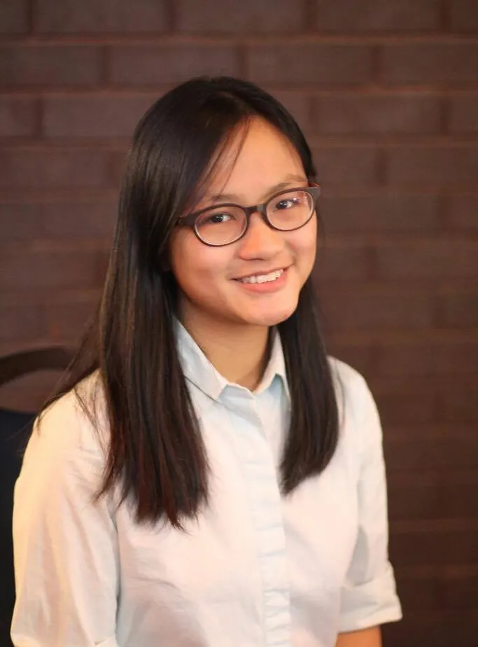 Tracy Ling.jpg